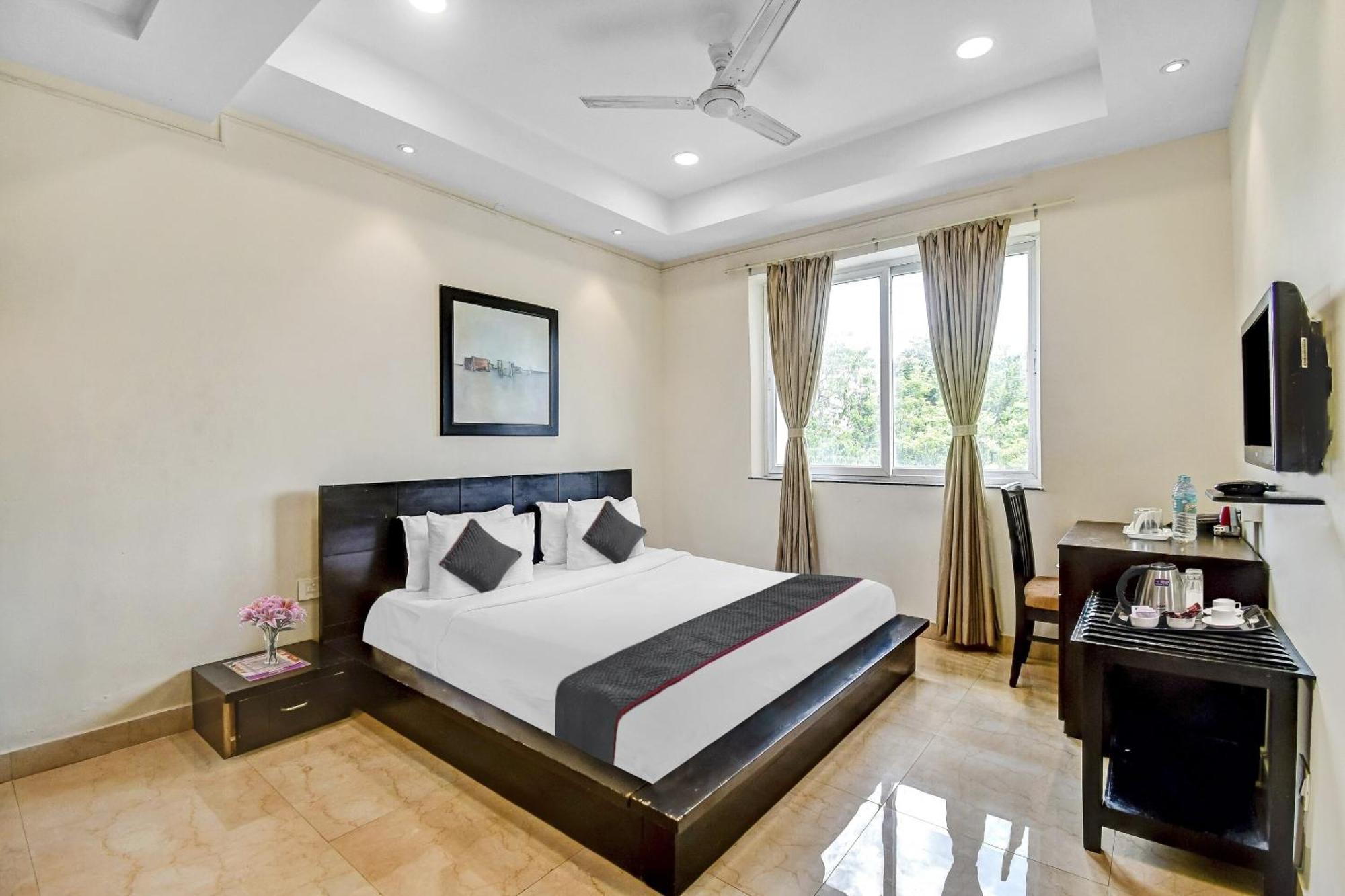 Super Townhouse All In One Calcuta Exterior foto